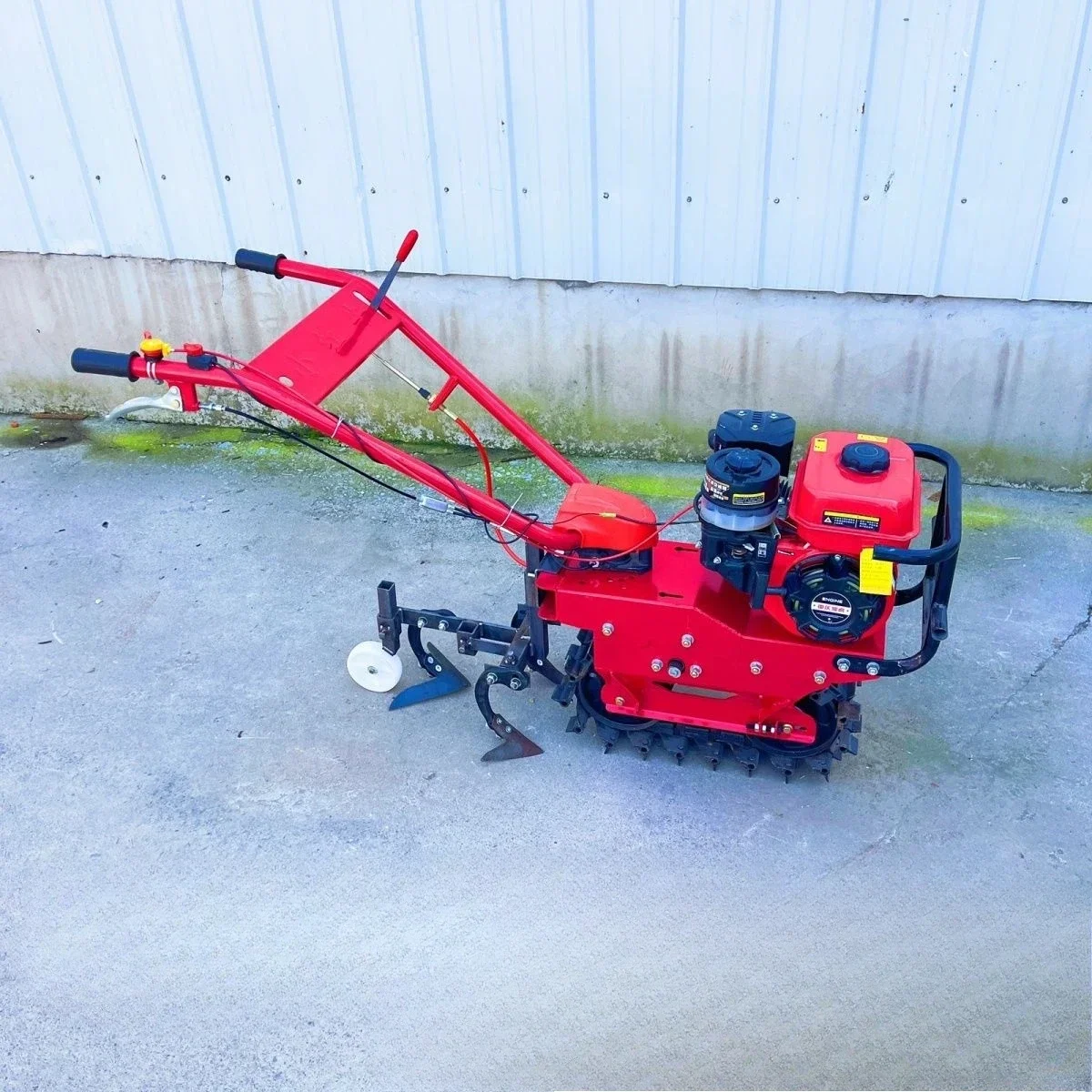 

Многофункциональный дизельный культиватор-плуг с медными шестернями для вспашки, посева и внесения удобрений