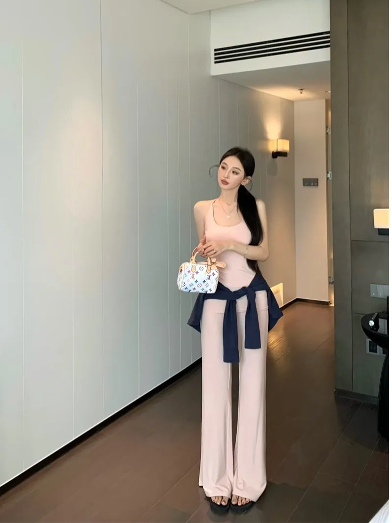 

Pink Short Crop Top And Flared Pants Two-Piece Set for Women Summer Casual Outfit Body-Flattering Vest And Long Trousers
