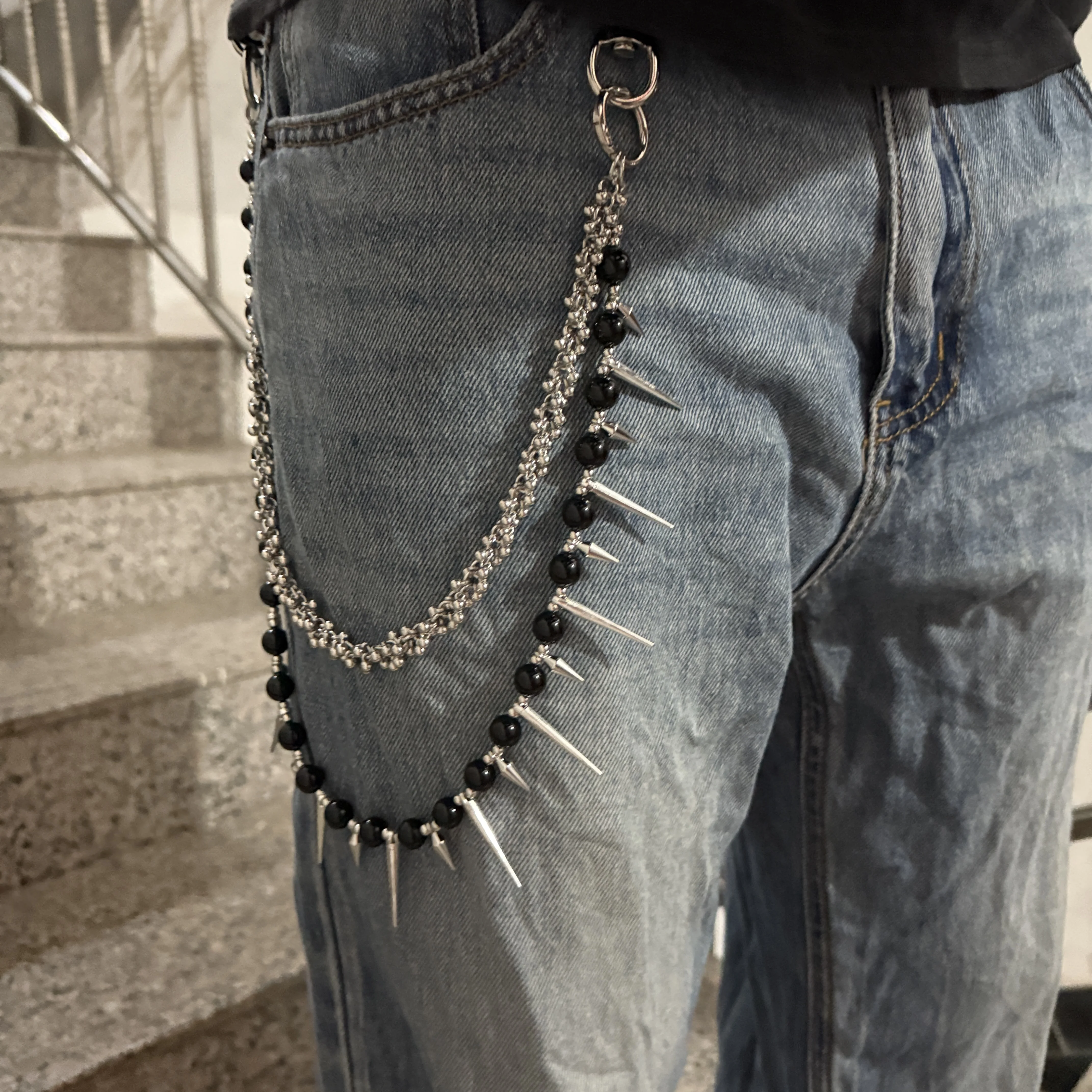 

Original handmade denim pants chain, exquisite high-end ultra bright black agate stone punk style keychain pendant