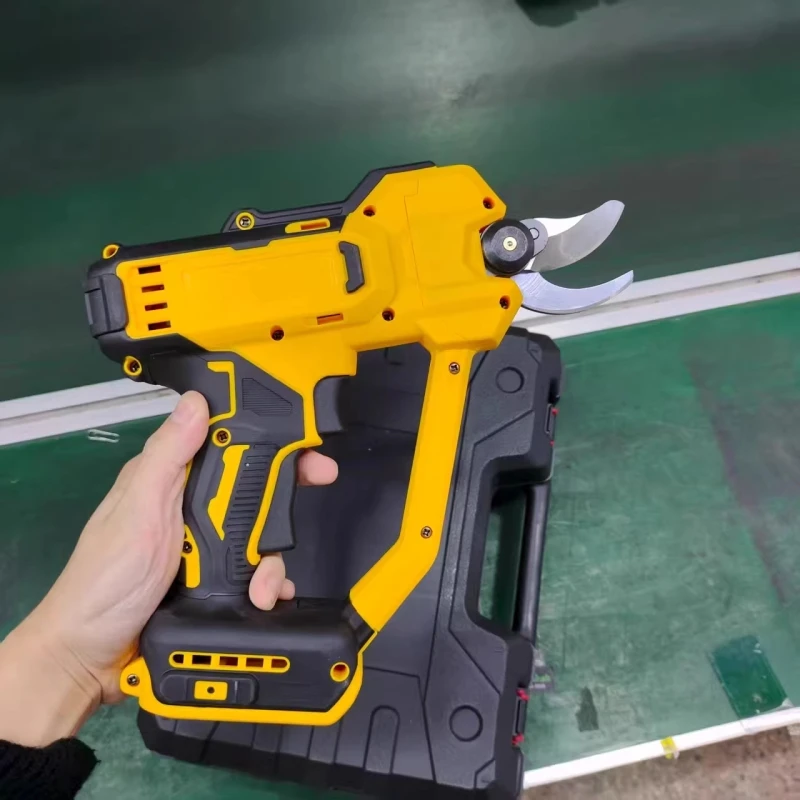 

Dw Digital Display Adjustable Brushless Electric Pruning Shears Garden Fruit Trees High Branches Lithium Battery Electric Shears