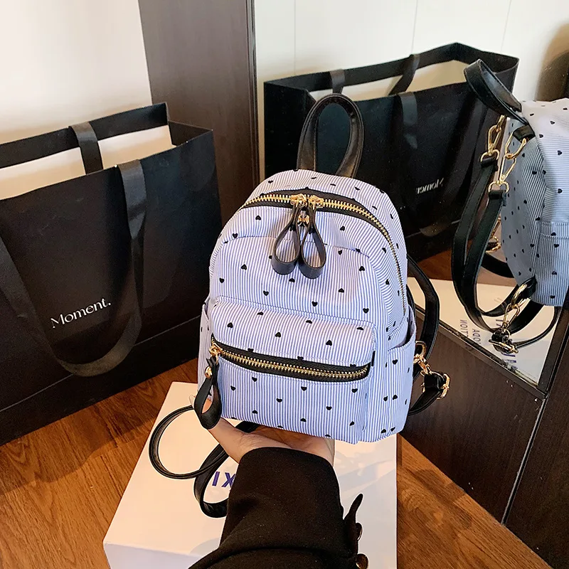 

​ ​ Минималистичный женский рюкзак 2025 года, шикарный мини-пригородный рюкзак, универсальный дорожный рюкзак для работы, приключений на выходные ​