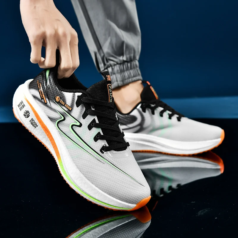 Spring carbon plate ultra-light running shoes youth men's soft sole shock absorption anti-odor breathable sports shoes
