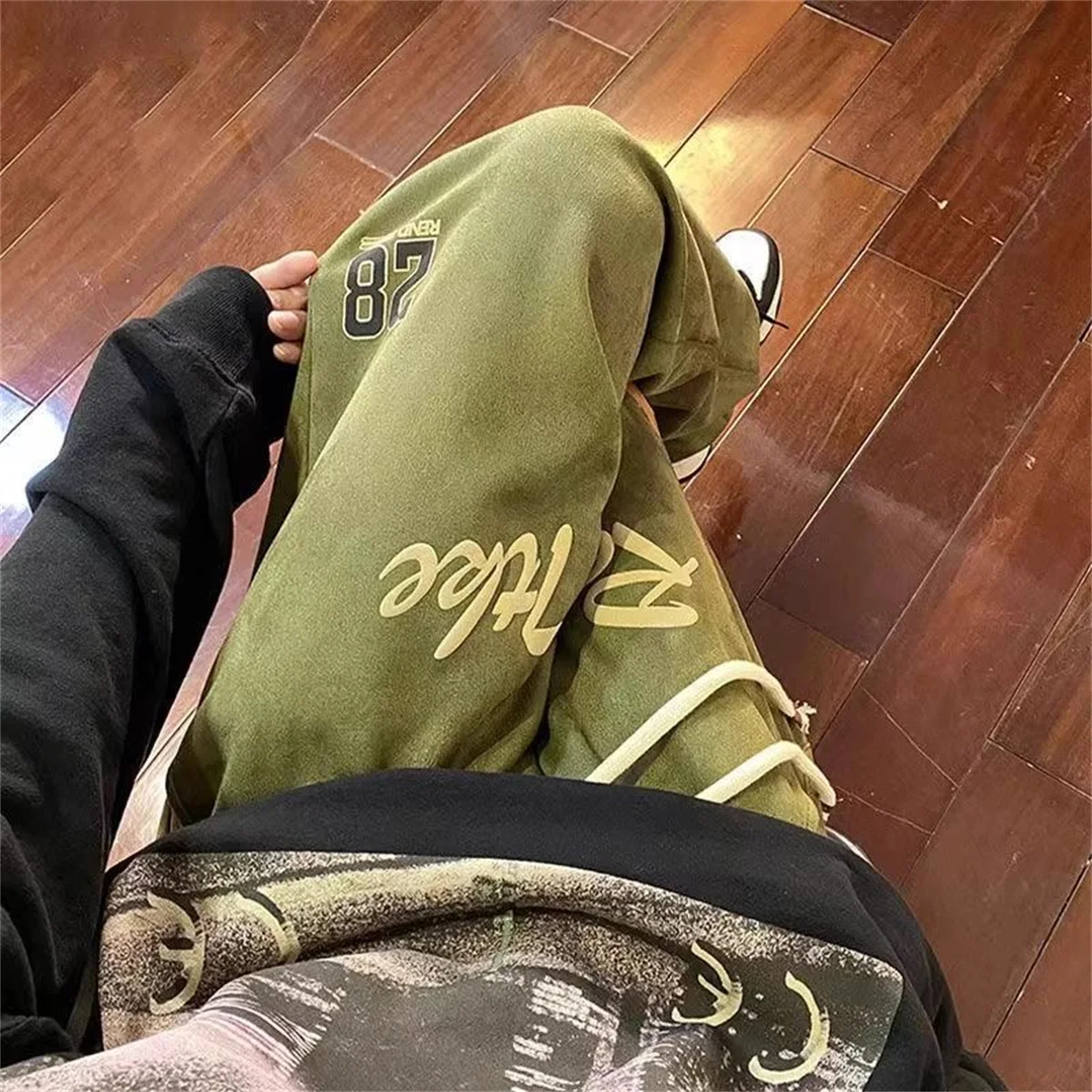 

2025 Retro Men's Summer dressing sweat pants New Fashion Trends Design Sensible Pants Versatile Loose Straight Trousers