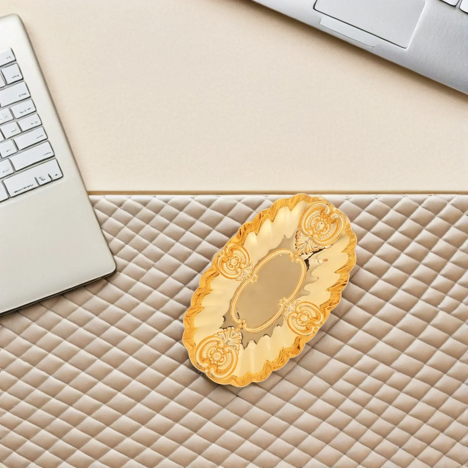 

2Pcs Vintage Carved Iron Jewelry Tray Metal Trinket Dish for Rings Necklaces Bracelets Earring Holder Desktop Vanity Decorative