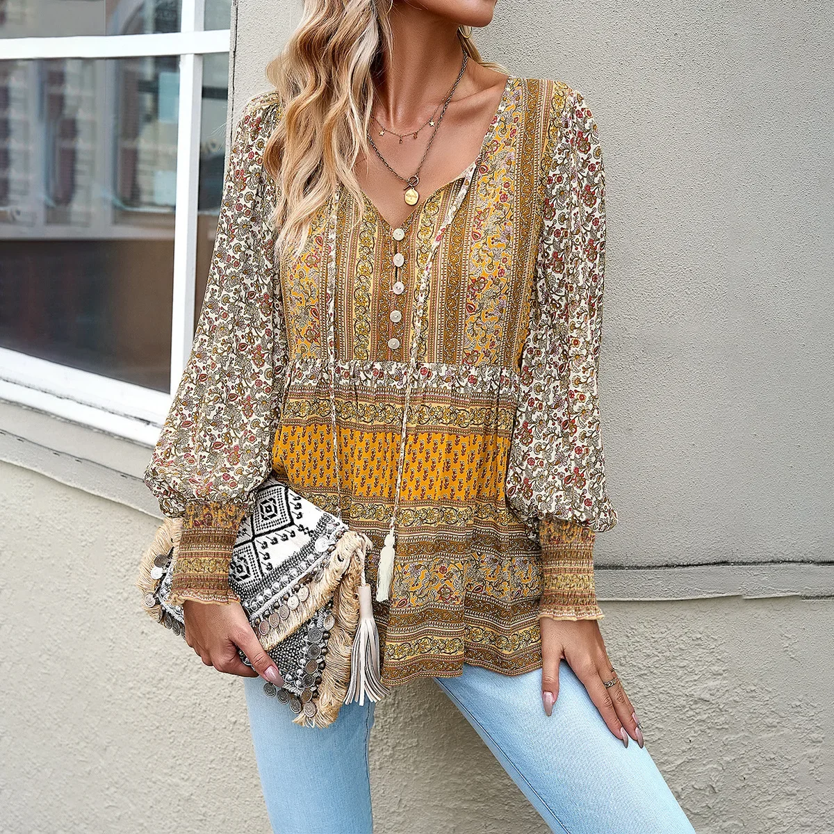 Printed Shirt Autumn/Winter Casual Fashion Bohemian Women\'s Long Sleeved Top Pullover Loose V-neck Style Casual Cake Skirt