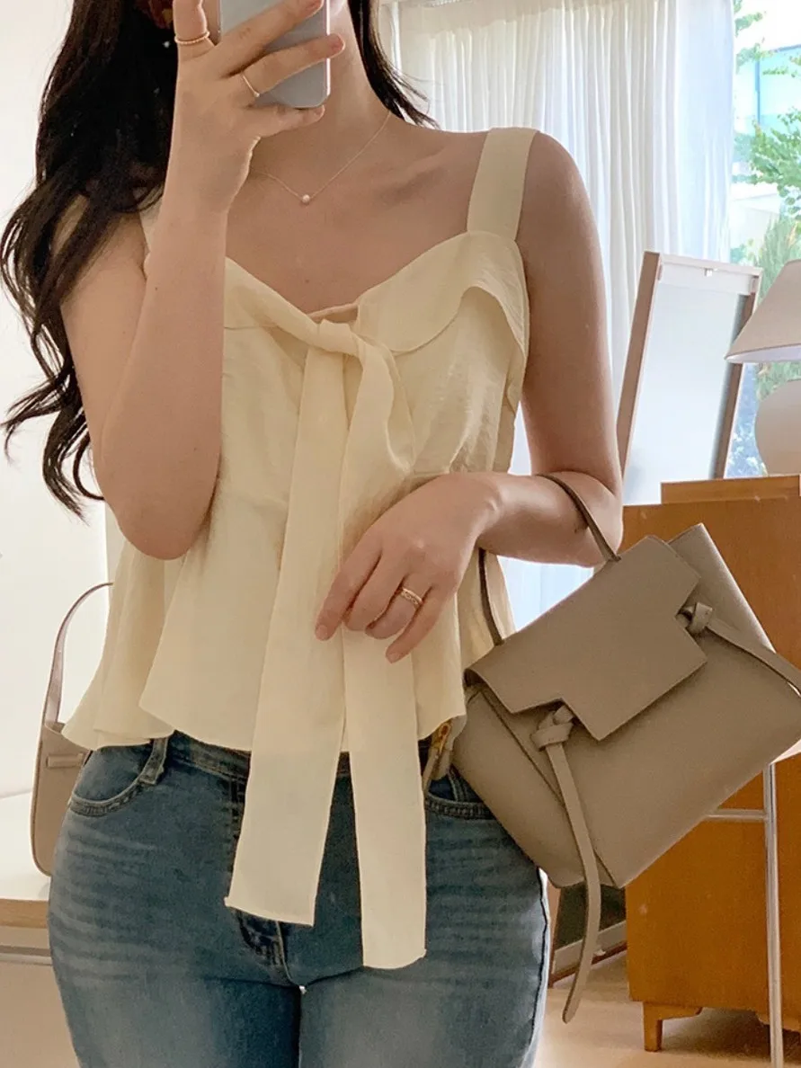 

Летний новый женский топ Sle Svel 2025 Chic Sweet Lace Bow ort Size Cute Strap irt Commute Sle Loose Fit Pure Color