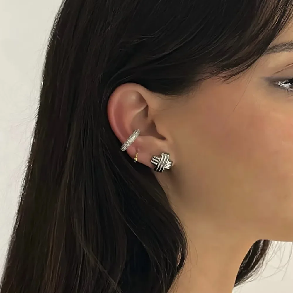 Creative Silver Texture Mini Four Corner Cross Weaving Light Luxury Premium Minimalist Earnail Punk Jewelry Gift