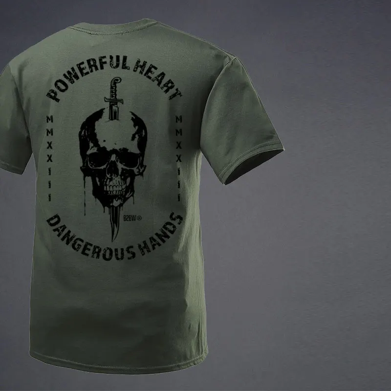 Military Style Short Sleeved T-shirt with Printed Swords and Human Skulls Men T-Shirts 100% Cotton Loose Tops Breathable Tee