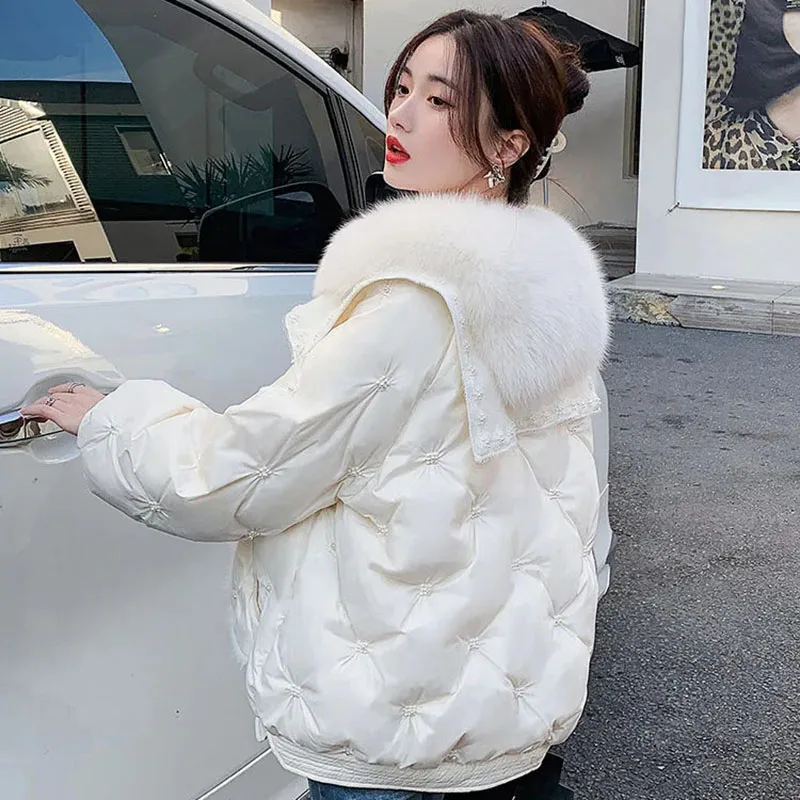 Fashion Women Short Stitching Fur Parka Coat Winter Imitation Fox Fur Collar Embroidered Beaded Navy Collar Cotton Jacket Female