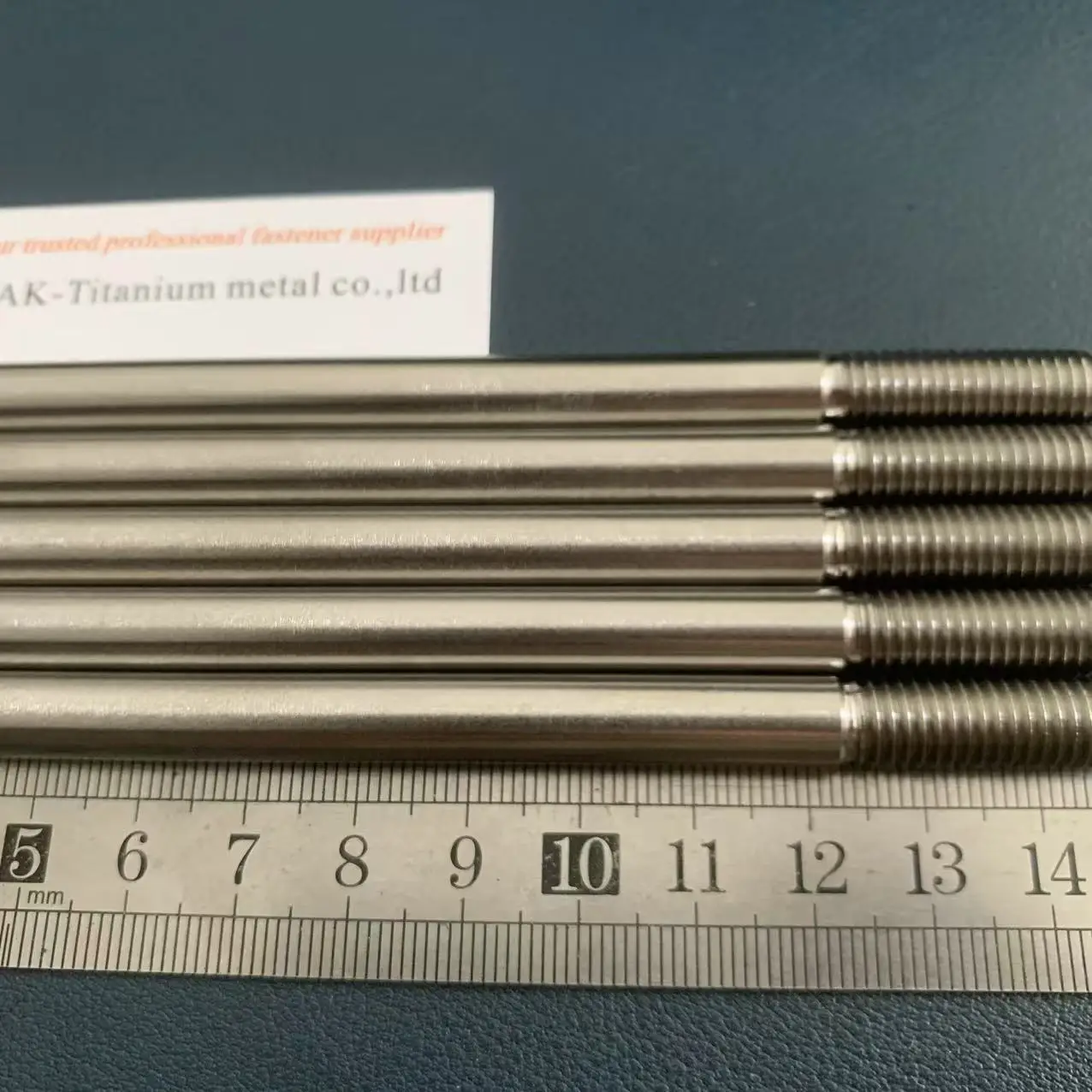 مسامير مسمار خيوط سبائك التيتانيوم ، M8x150 Gr5