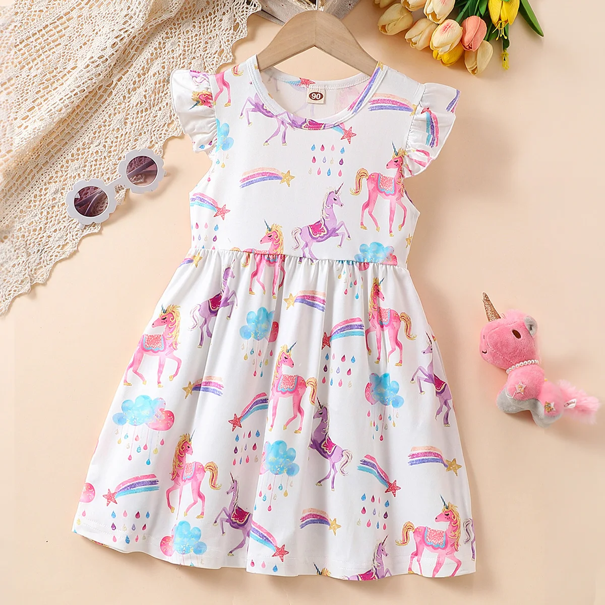 Vestido de manga voadora padrão unicórnio para meninas, vestidos de festa fofos, roupas casuais, crianças de 2 a 8 anos, verão