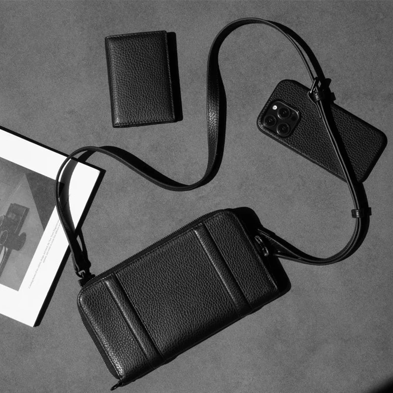 High Quality 105 Essential Zip Wallet Men's Handbag