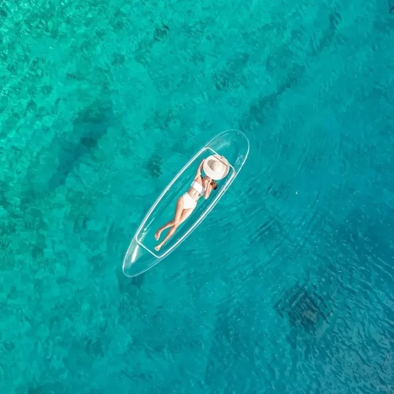 

Transparent Kayaks, Sightseeing Rafts, Equipped with Paddles, Ideal for Use At Water Parks