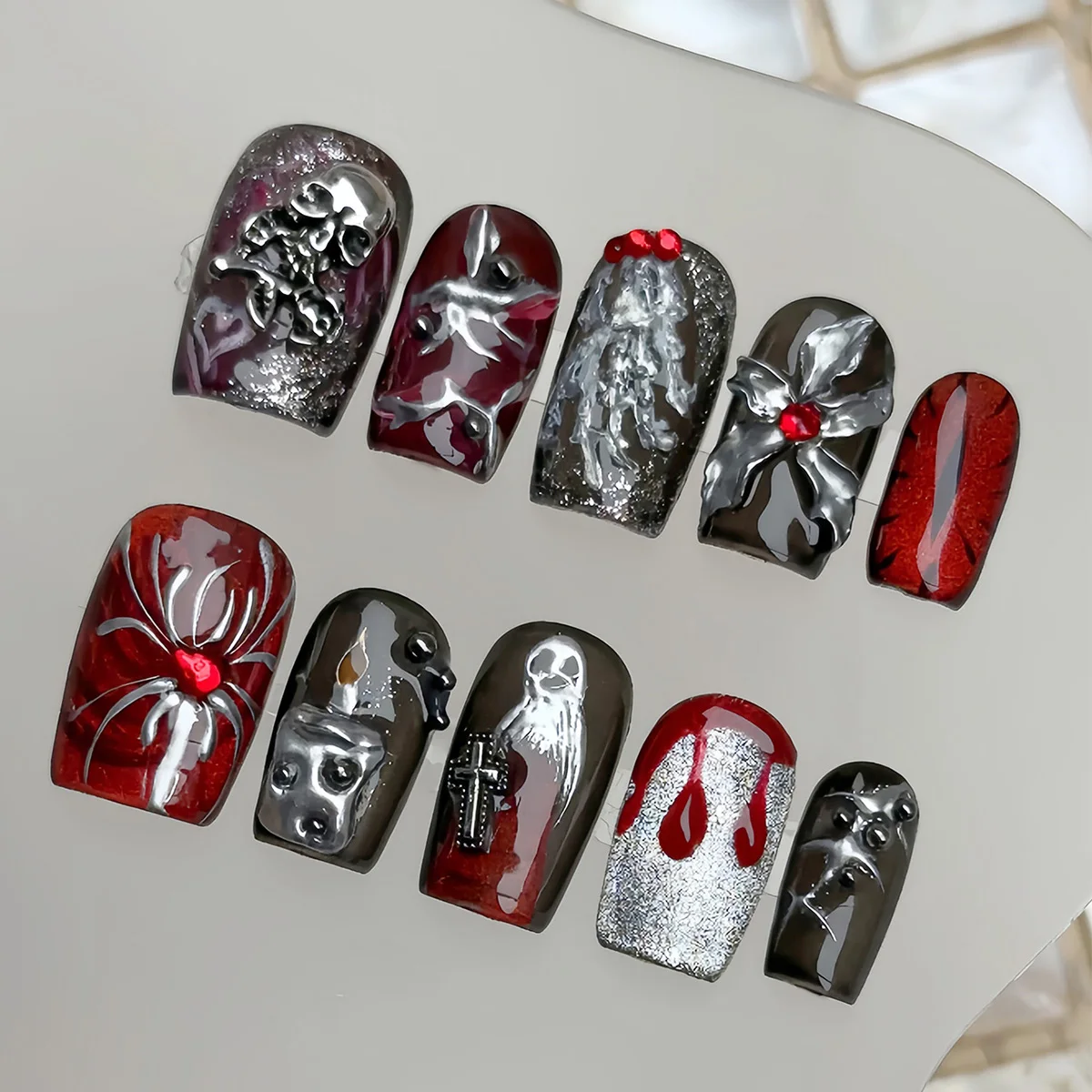 10pcs handmade press on nails Mid-length square nails,halloween nails ,Dark blood-colored ghost 3D skull fake nails，Gothic fake