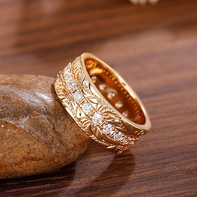 Huitan Newly Designed Women Finger Rings with White/Blue CZ Engraved Pattern Unique Female Rings Wedding Party Statement Jewelry
