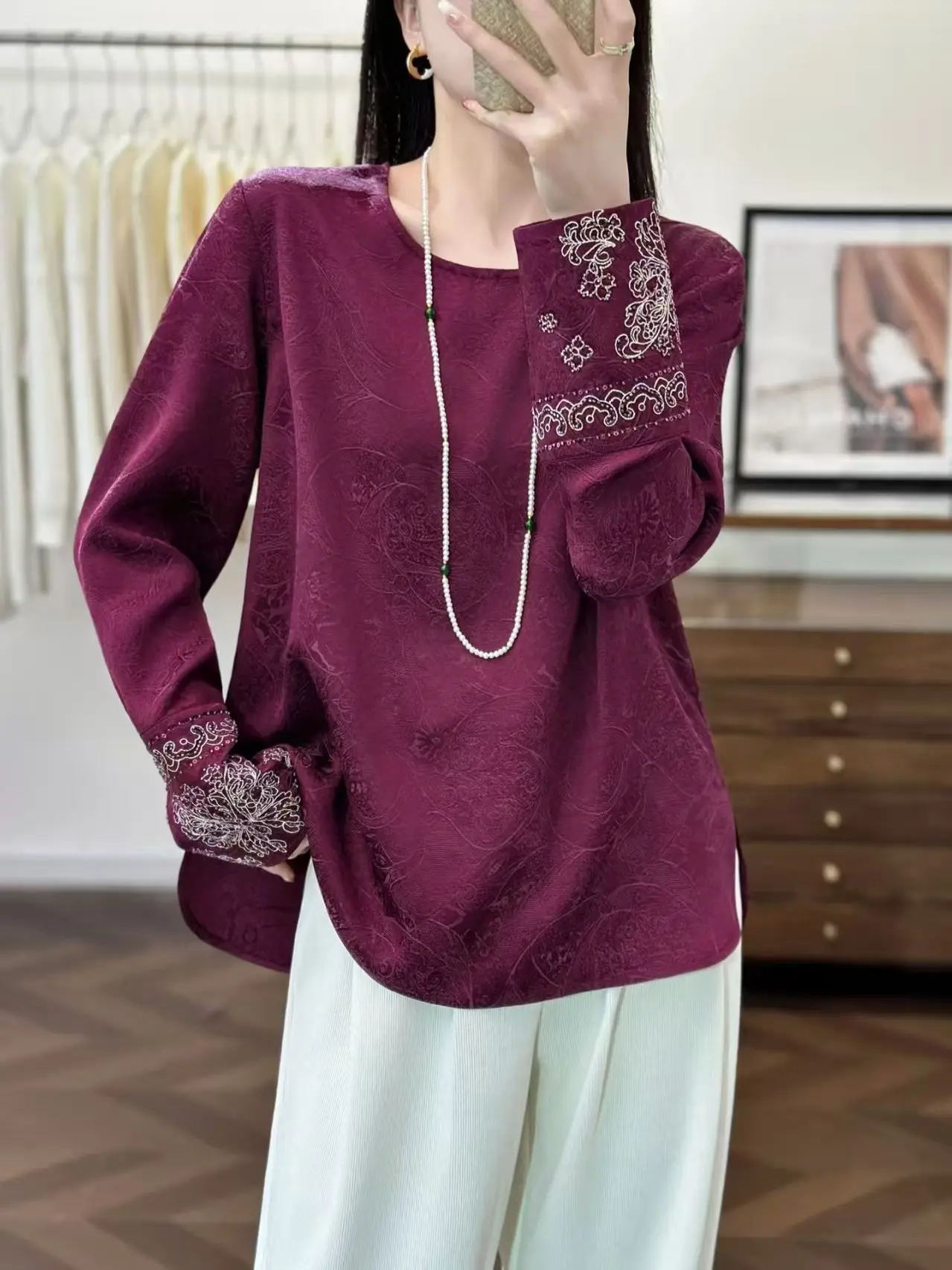 Spring New Chinese Style Round Neck Silk Jacquard Fabric+Sleeve Butterfly Embroidery Design Fashionable Women's Shirt S-XL
