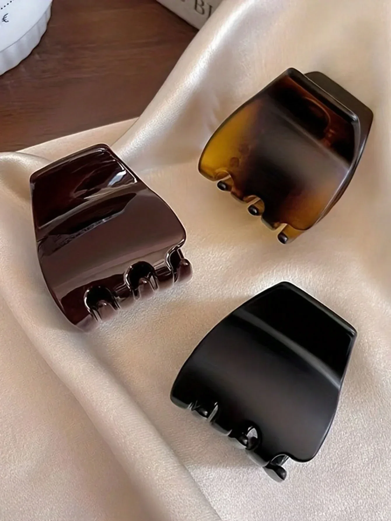 

Набор из 3 минималистичных матовых заколок-крабиков для женщин, нескользящие заколки для густых и тонких волос, повседневный аксессуар