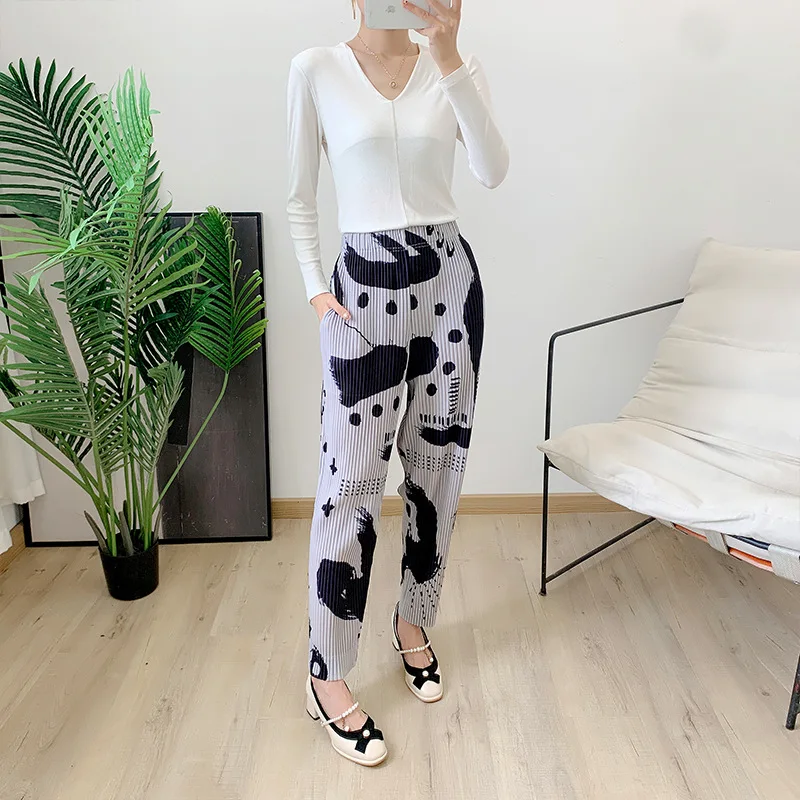 

Pleated Printed Thick Material Pants New Women's Thickened Pants In Autumn And Winter 2022 Small Leg Pants