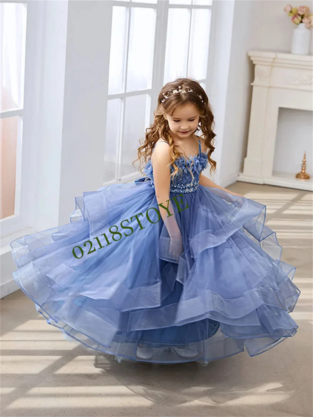 

Cute Applique Flower Girl Dresses Suspenders Lace Tulle Kids Birthday Party Ball Gown Beauty Pageant First Communion Wear