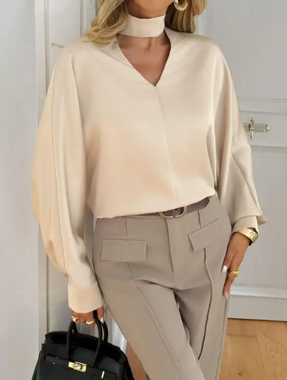 

2025 Autumn/Winter New Women's Fashion Elegant Style High end Long sleeved V-neck Shirt Women's Wear