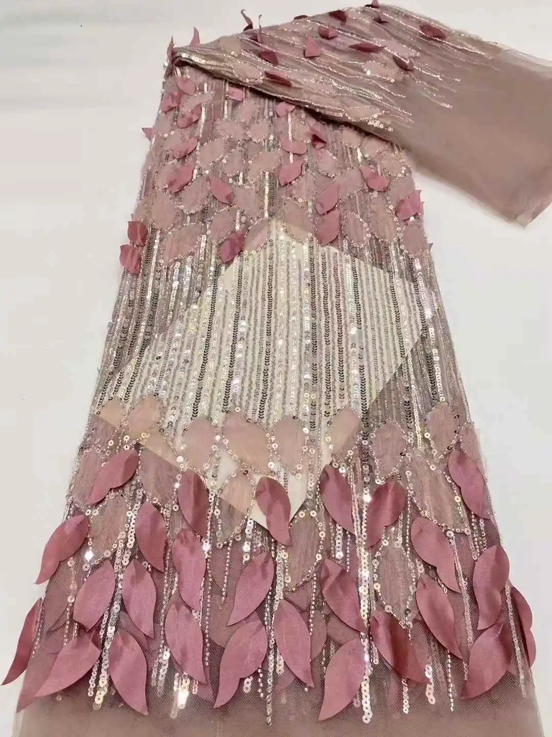 French Sequins Net Lace Fabric 2025 Beads High Quality African 3D Lace Fabric Nigerian Embroidery Tulle Party Lace Fabric