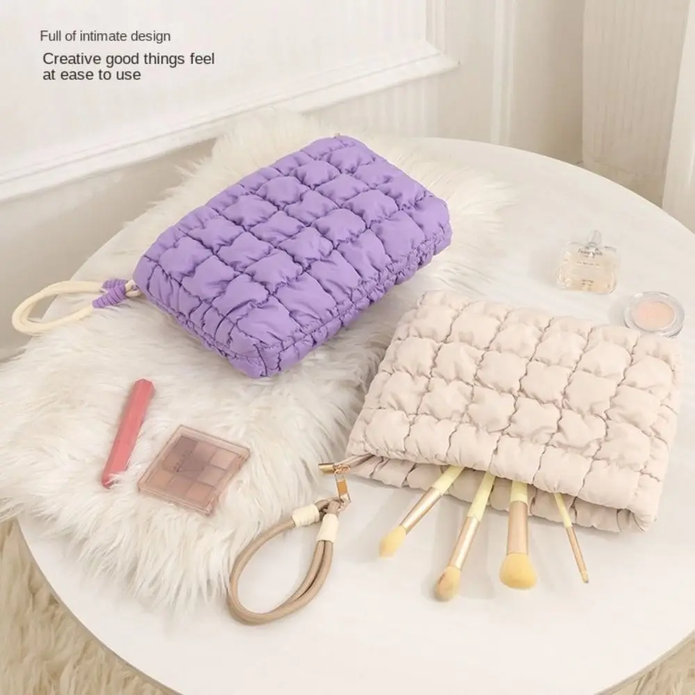 Sweet Korean Style Puffy Makeup Pouch With Zipper Solid Color Cloud Handbag Soft Large Capacity Cosmetic Bag Women Girls