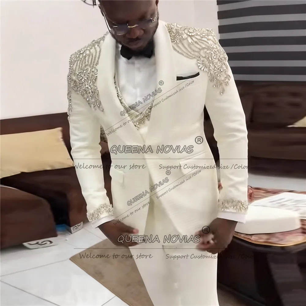

Exclusive Crystals Beaded Men Suits 3 Pieces Sets Male Prom Blazer Customized Groom Slim Fit Man Tuxedos trajes para hombre 2025