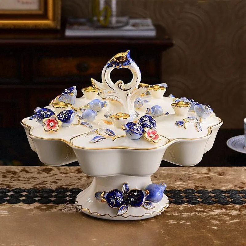 Painted European high-footed rotating fruit plate, living room fruit plate, home coffee table dried fruit plate ornament