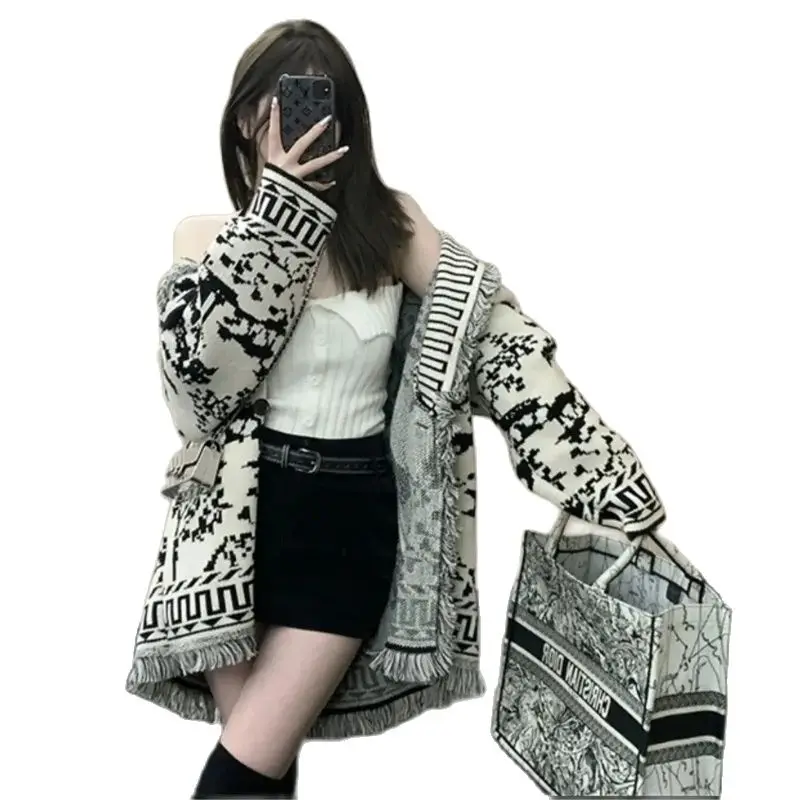 

Spring Autumn Knitting Cardigan Women 2024 New Fashion Loose Temperament Shawl Tops Vintage Tassels Coat V-Neck Outerwear Female