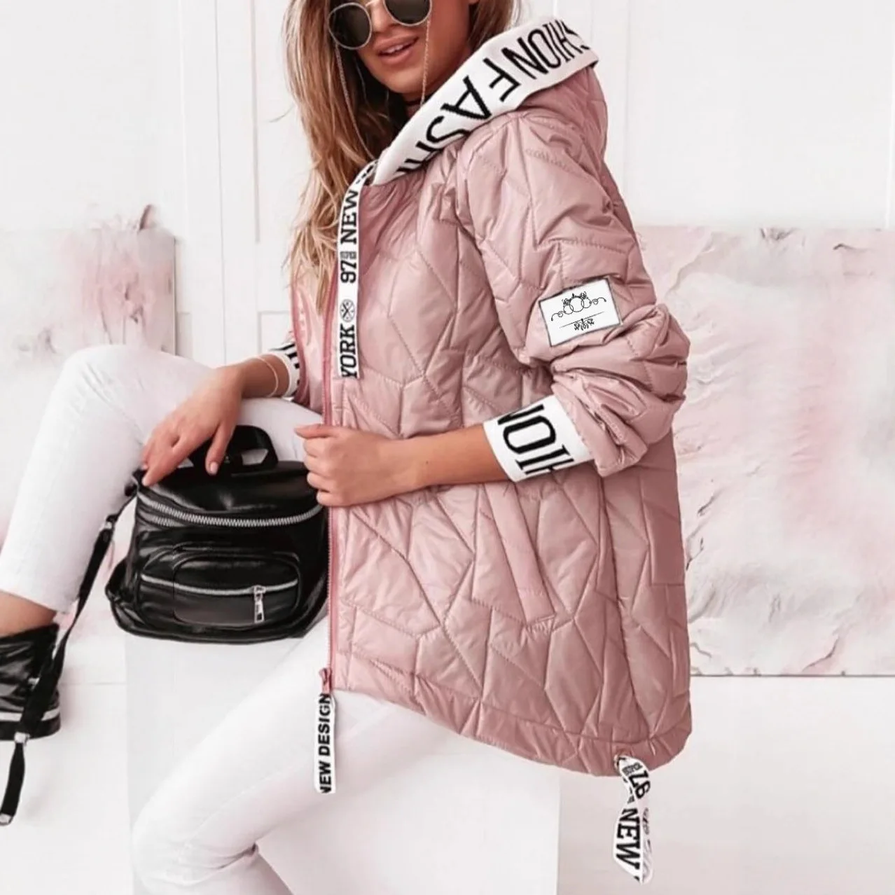

Independent Station Casual Fashionable European And American Short Cotton Jacket Coat With Hood For Women