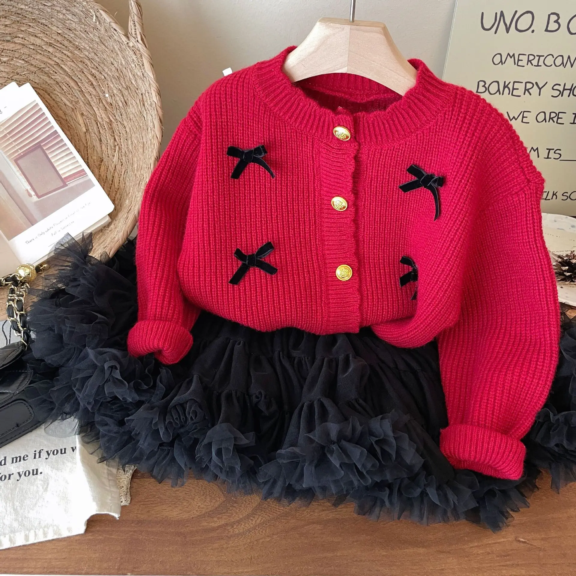 

Осенне-зимний новый толстый свитер с красным бантом для девочек, корейская версия, детский вязаный кардиган, рождественская и новогодняя одежда