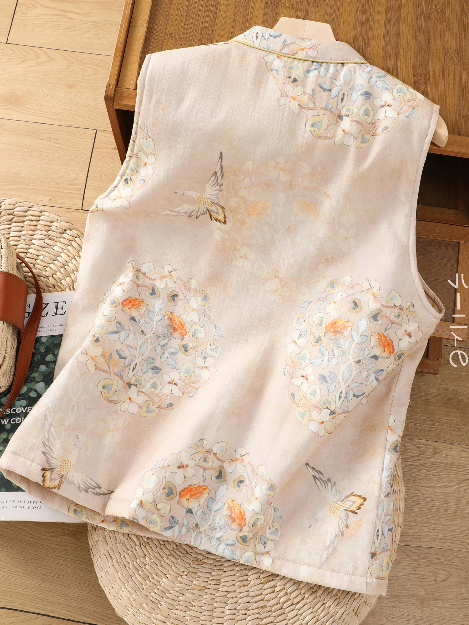 New Chinese Style Thickened Cotton Vest Women's Warmth Outerwear with Button Design City Walk Travel Shopping Home Comfortable