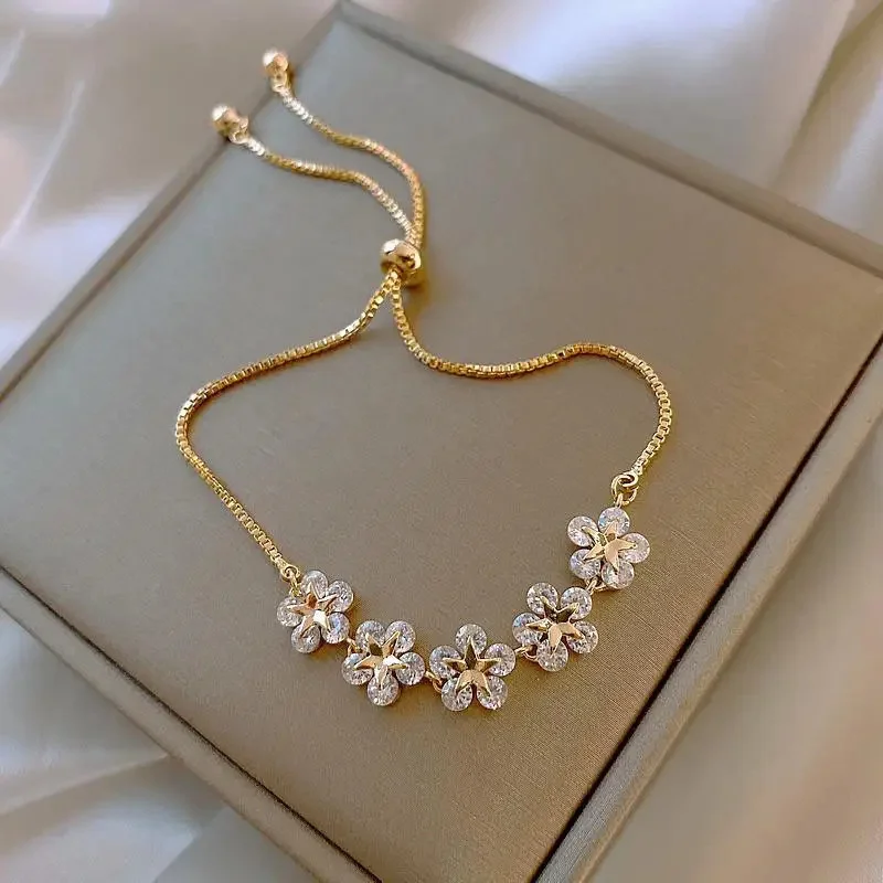 {YY30} Elegant Rhinestone Flower Push-pull Bracelet Light Luxury Charm Bracelet Adjustable Jewelry Birthday Gift For Girls Women