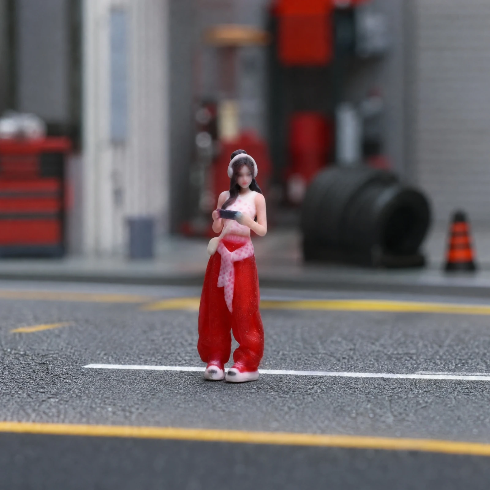 1/18 Scale Miniature Resin Figurine Ready to Display Girl Miniature Figure with Shoulder Bag Diorama Character Figure Realistic