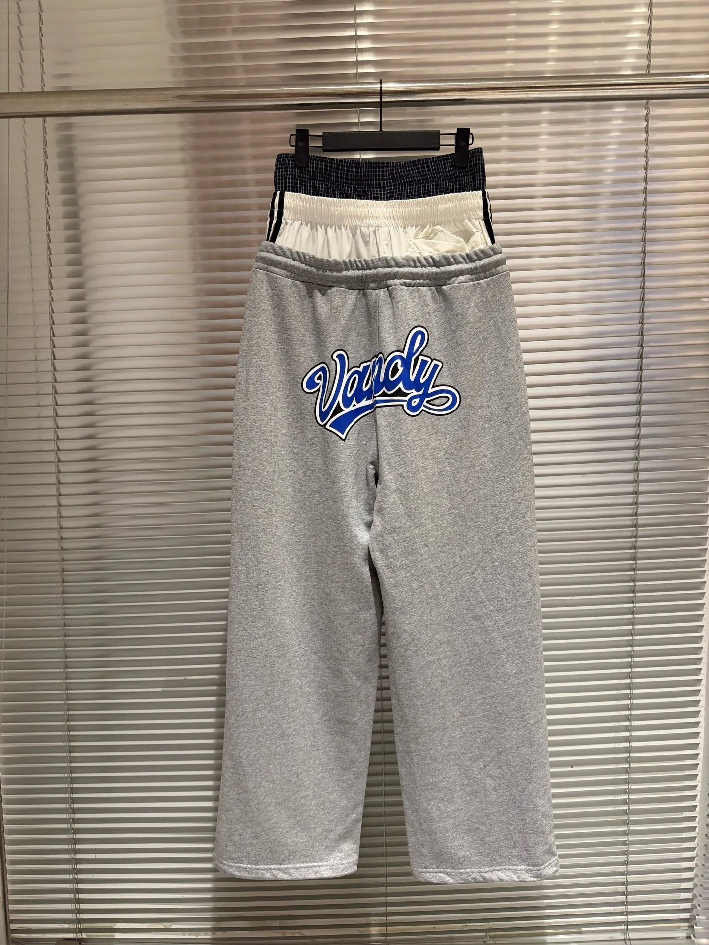 Protocol index combined with three waist Vandythepink collaboration style horse emblem patchwork three waist sweatpants