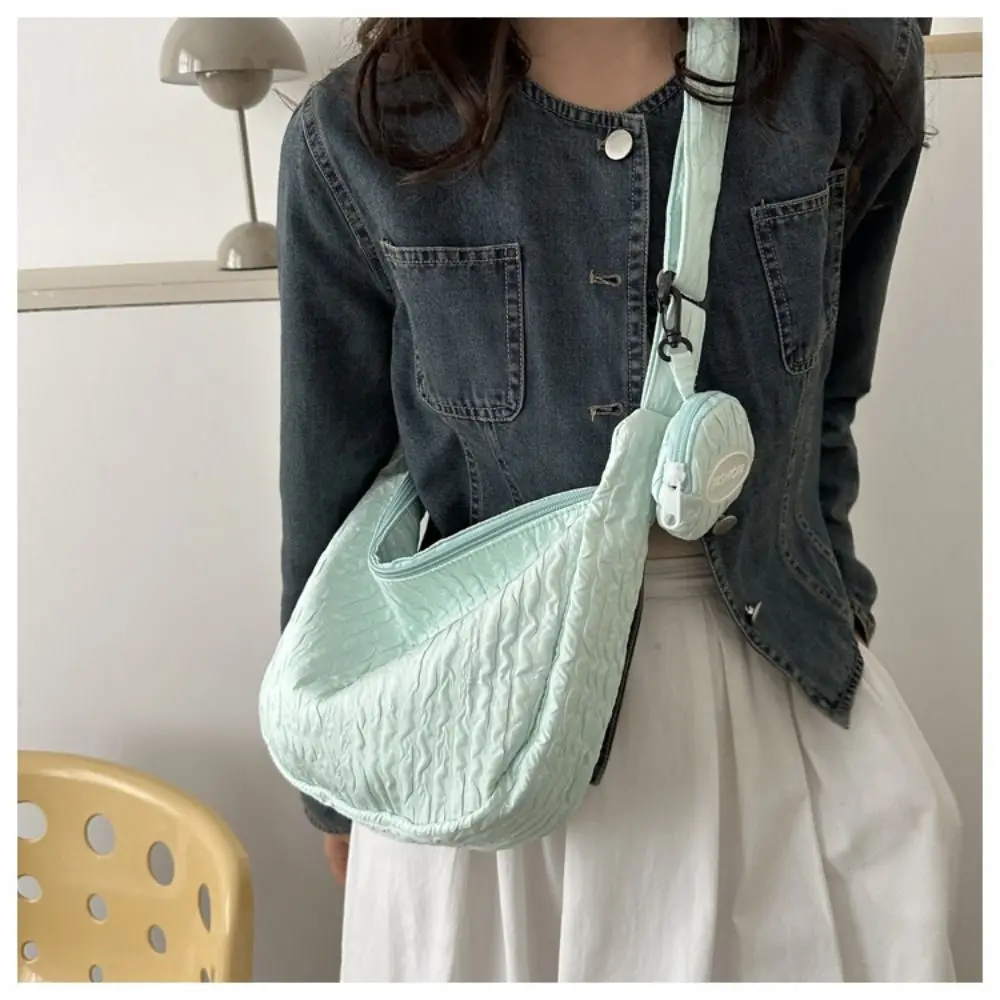 Nylon Crossbody Bag Ruched Design Satchel Bag Shoulder Bag Pleated Cloud Bag Korean Style Bag for Girl Women