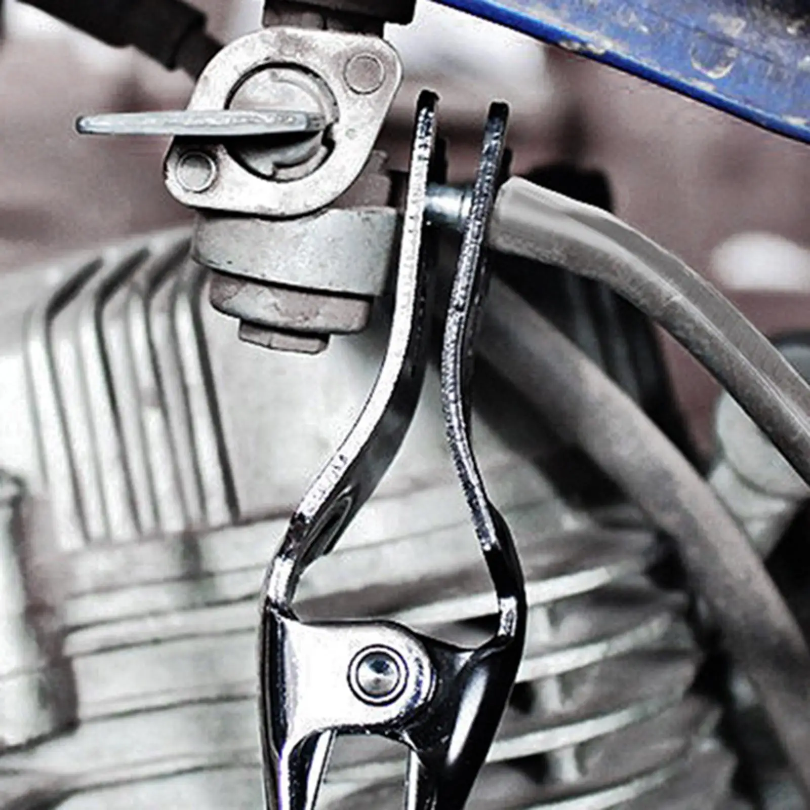 Ergonomic Auto Hose Pipe Separator Pliers Mechanical Water Pump Plier Tool for Car Mechanics and Workshops