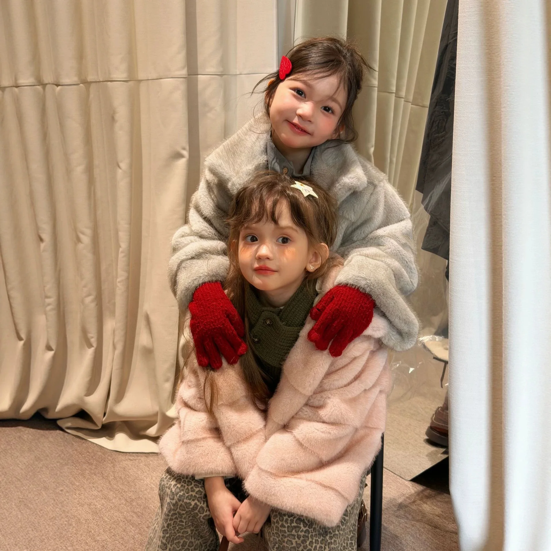 Girls' Coat 2026 Autumn and Winter New Children's Clothing Korean Style Girl Baby Senior Feeling Soft and Thick Warm Fur