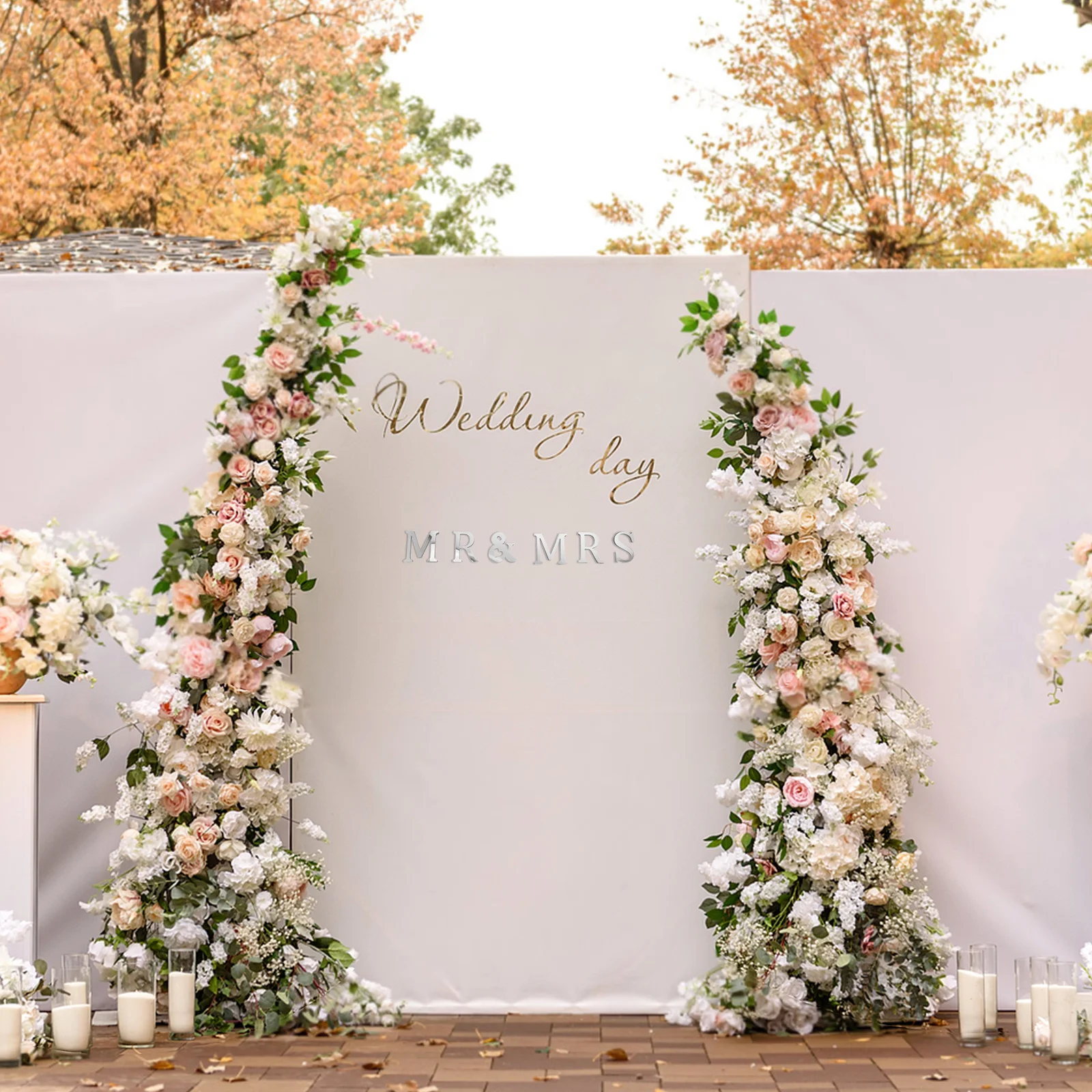 

1 Set Mr Mrs Self Adhesive 3D Acrylic Mirror Wedding Wall Stickers Waterproof Eva Reflective Decor For Wedding Backdrop Banquet