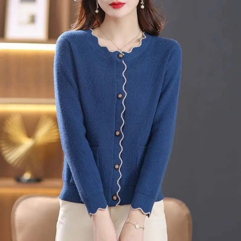 Autumn Winter 2024 Fashion Solid Color Women Knitted Cardigan