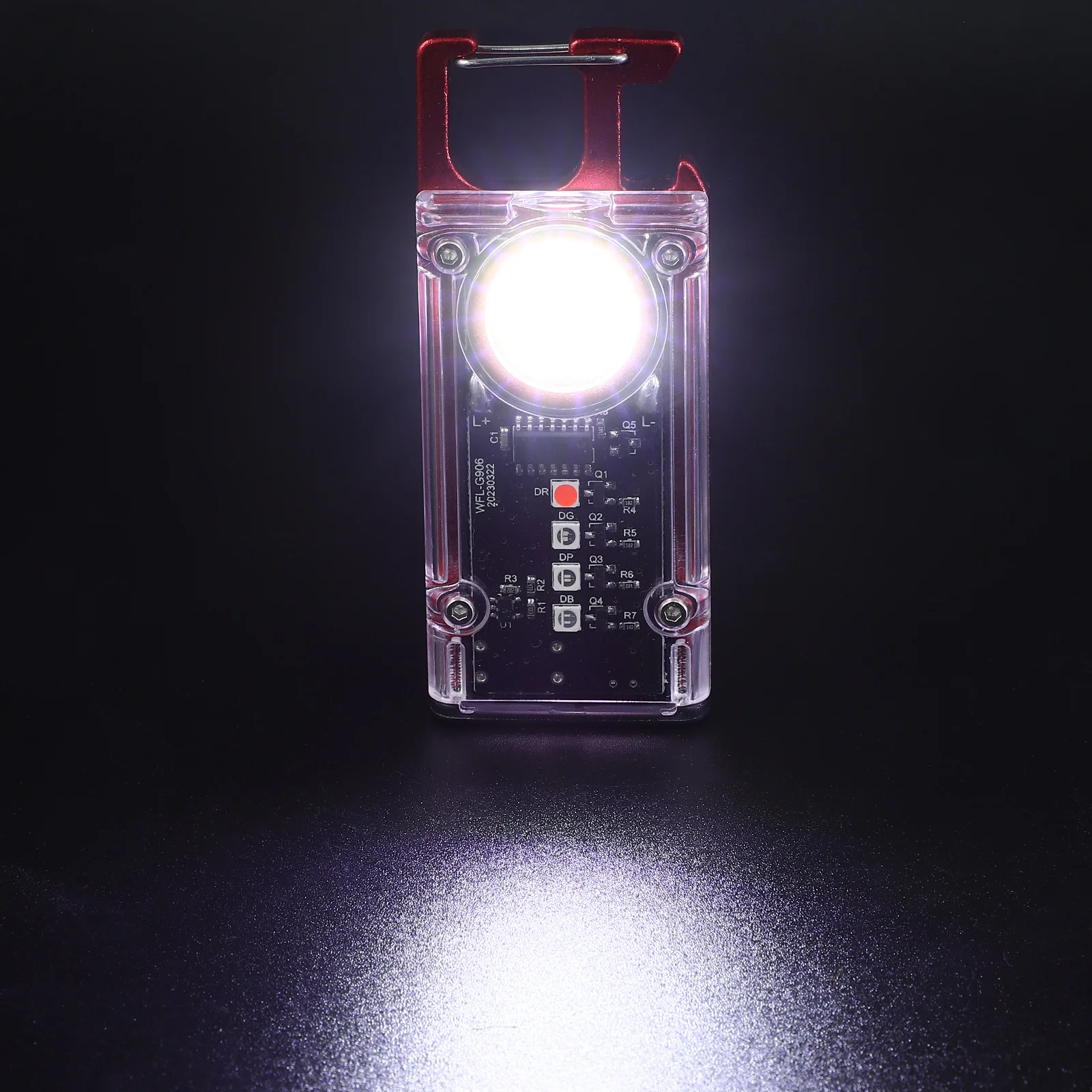 1 مجموعة المفاتيح مصباح يدوي قابلة للشحن جيب صغير ضوء المدمجة LED صغيرة مشرق متعددة الأغراض التخييم في الهواء الطلق ضوء اليد