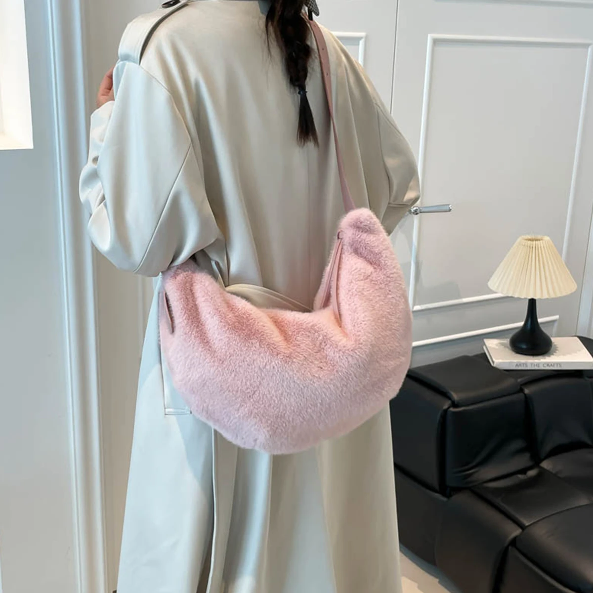 

Daily Commute Women Fashion Shoulder Bag Plush Dumpling Shape Matte Finish Large Capacity Polyester Soft Warm Adjustable Strap