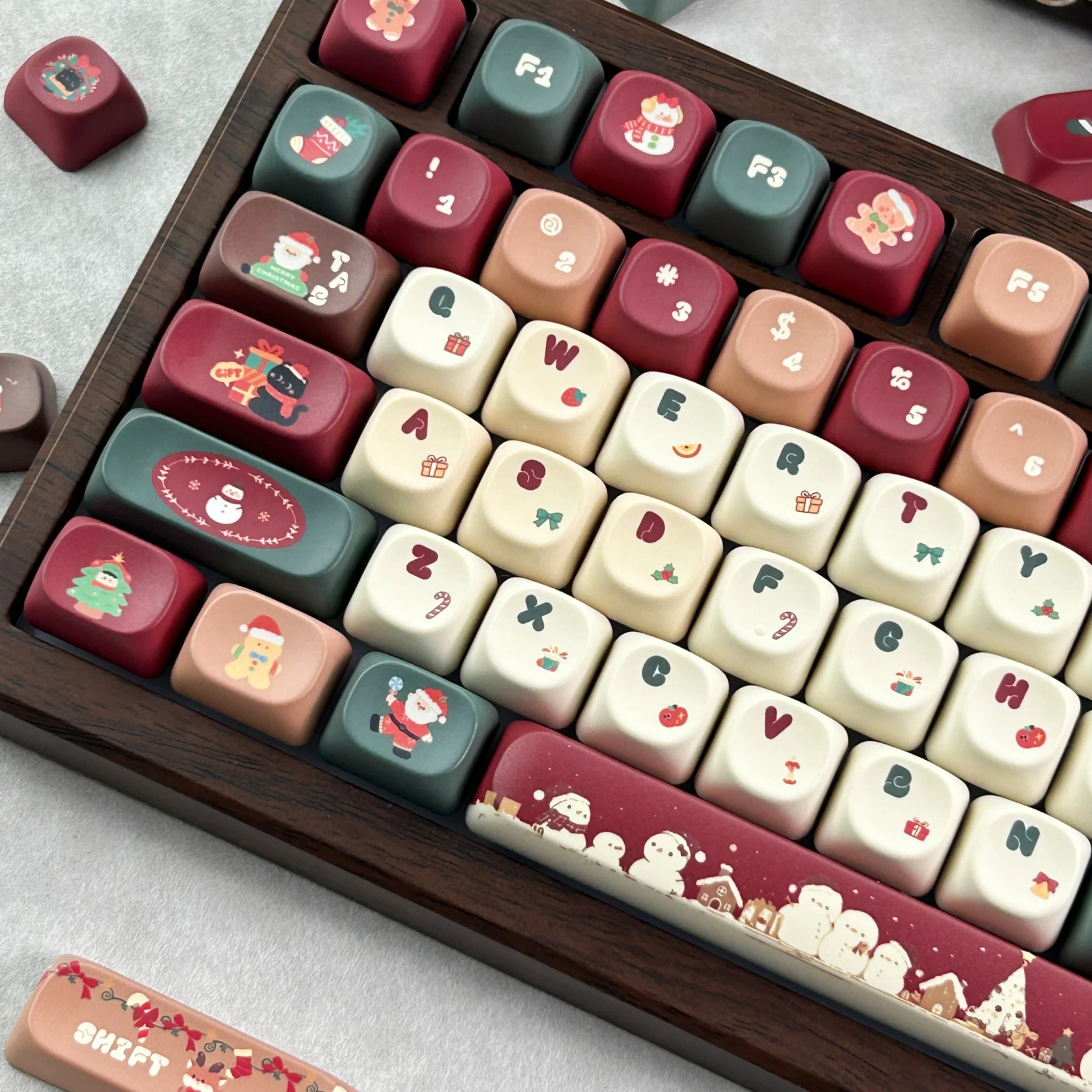 MAIMOOO Christmas Keycaps MOA Cherry Profile PBT Cute Elk Santa Claus Retro Red Green Xmas Keyboard Keycap Russian/Korean/Thai