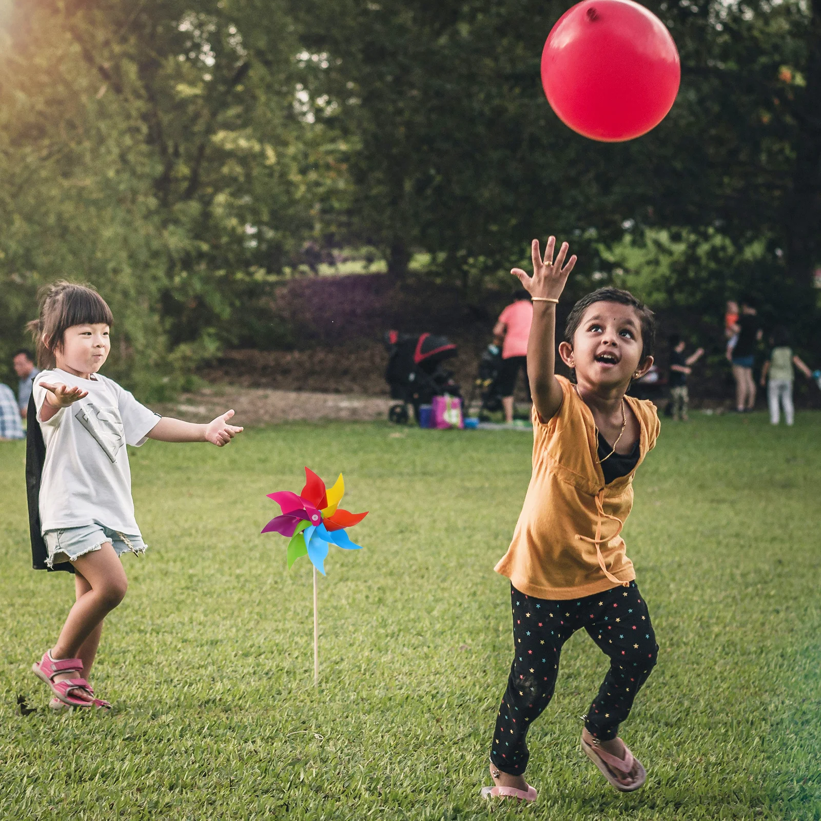 

2Pcs Rainbow Pinwheel Colorful Garden Windmill Outdoor Decorations Party Garden Decor Lawn Spinners Pinwheel Ornament