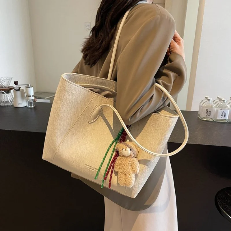 

Fashionable Luxury Ladies Handbag Leather Crossbody Shoulder Bag Designer Women's Tote Purse Trendy