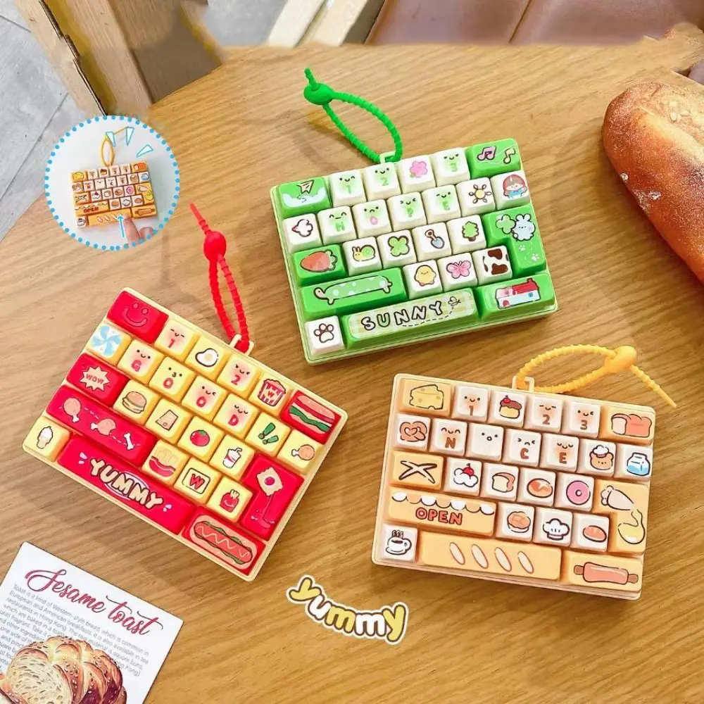 26 Key Decompression Button Creative Design Mini Keyboard Mini Keyboard Pendant Novelty Charms Cute Pendant Keyboard Keychain