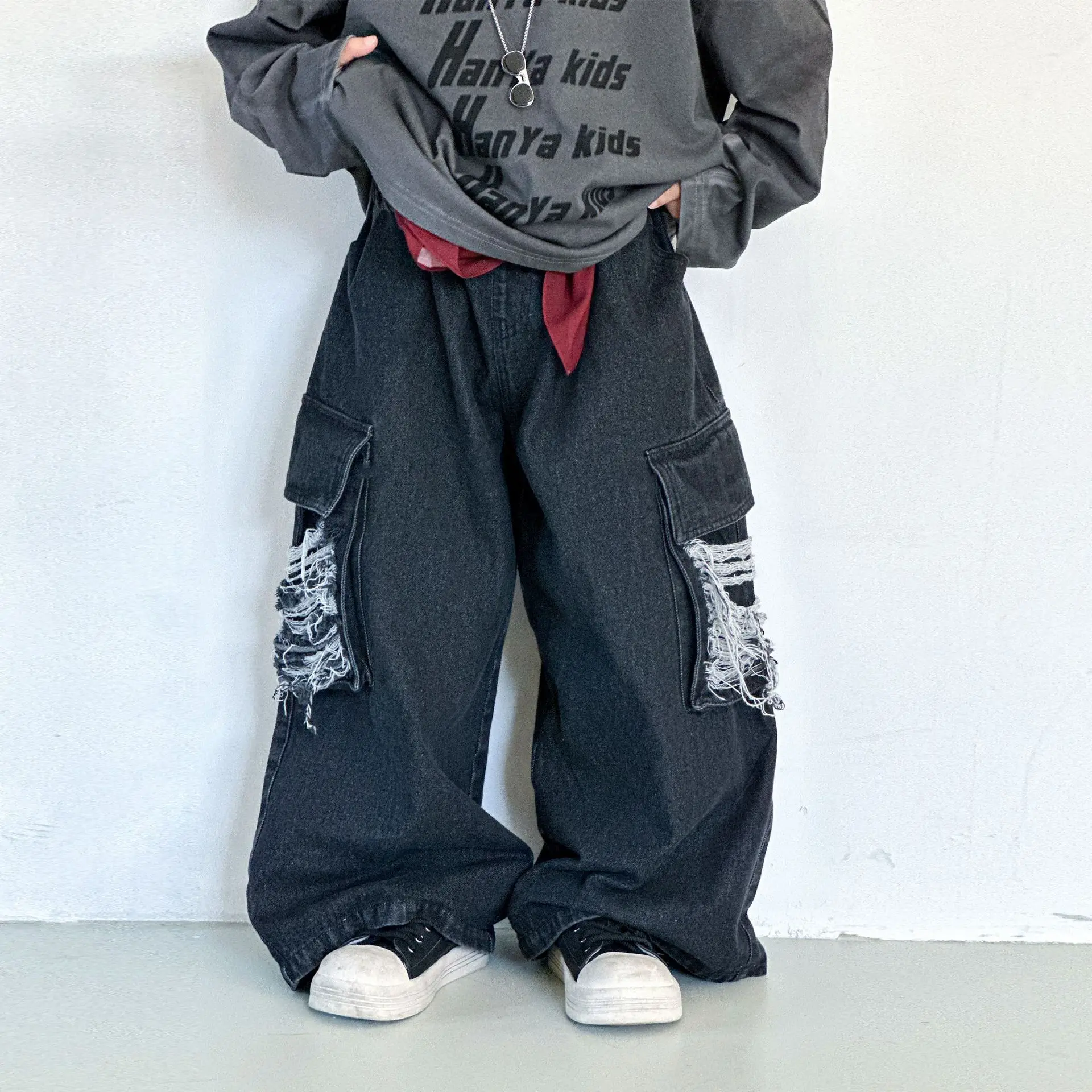 

Autumn New Boys American Style Retro Personality Jeans 2025 Children Clothing Boys Fashionable Casual Loose Wide Leg Pants
