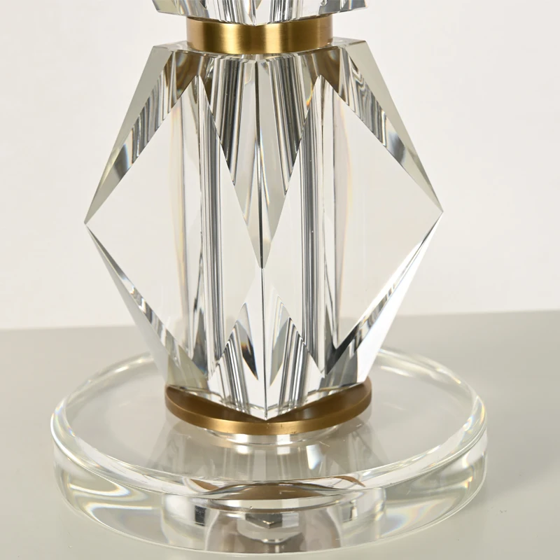 New Product Fashionable Creative Design K9 Crystal Desk Light Elegant Lobby Corridor Led Table Lamp