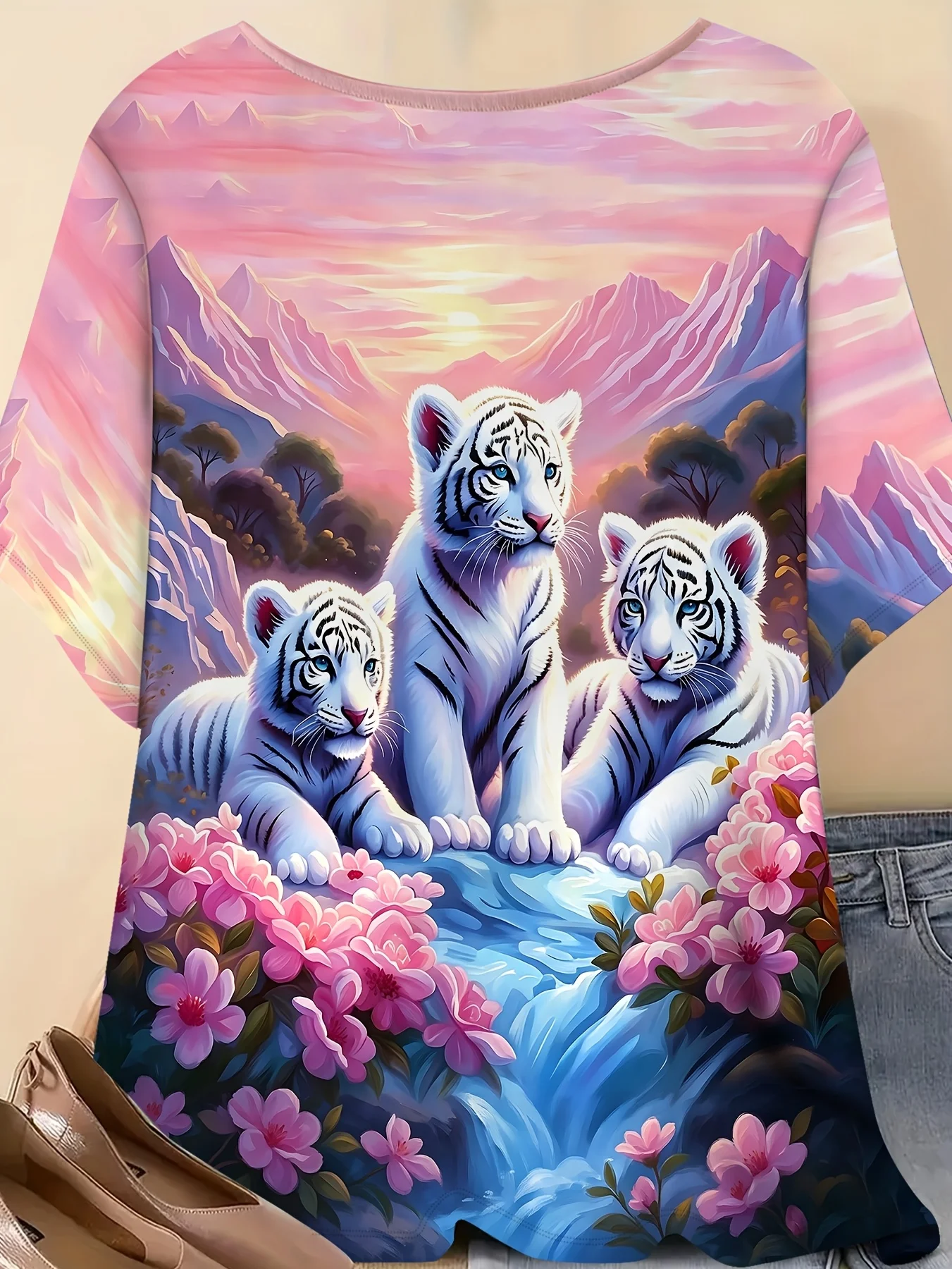 Women Crew Neck Short Sleeve T‑Shirt, White Tiger Cubs Floral Mountain Scenery Graphic Print Casual Summer Tee