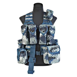 Tactical vest, CS game vest equipment, outdoor clothing, hunting camouflage vest, combat safety vest, all in one